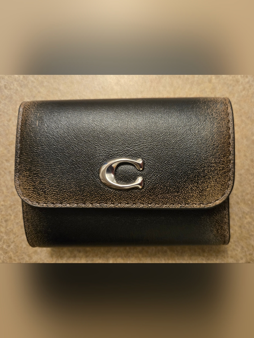 Coach Leather Essential Card Holder/Wallet. Loved Leather (Black/Brown)